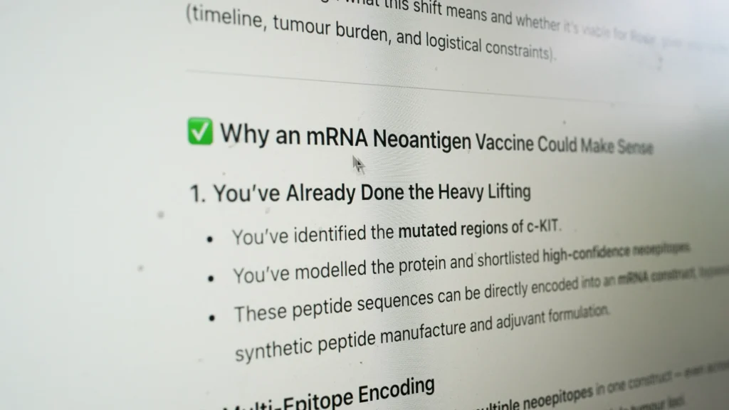 ChatGPT zeigt Paul Conyngham, dass die vorhandenen Gen- und Tumordaten ausreichen, um einen individuell berechneten Krebsimpfstoff für seine Hündin Rosie zu entwickeln.