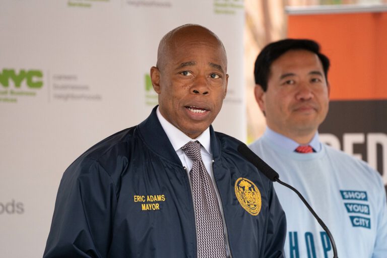 2048px-New_York_City_Mayor_Eric_Adams_Small_Business_Week_Kickoff_Brooklyn_New_York_2022_(52529888648)