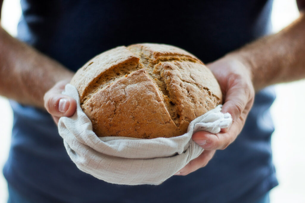 Brot liefert stärkehaltige Kohlenhydrate – ein wichtiger Treibstoff in der menschlichen Evolution. © Unsplash