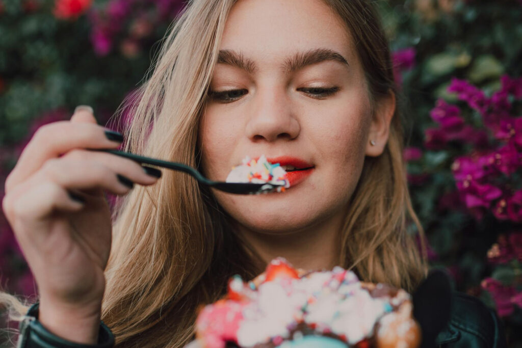 Das Verlangen nach einem Dessert ist kein Zufall. Wissenschaftler haben herausgefunden, dass das Gehirn den Körper austrickst. © Pexels