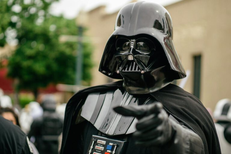 Filmschurken wie Darth Vader werden von vielen Menschen konsequent in das politisch „gegnerische“ Lager gesteckt. © Pexels