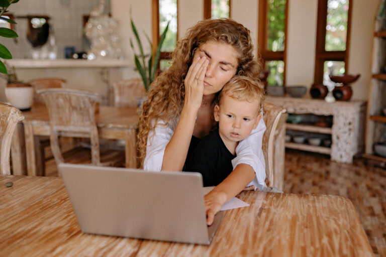 Die Zeitumstellung belastet unsere Gesundheit massiv