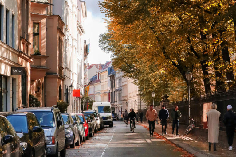 Deutsche verändern ihre Mobilität – das Auto verliert an Bedeutung