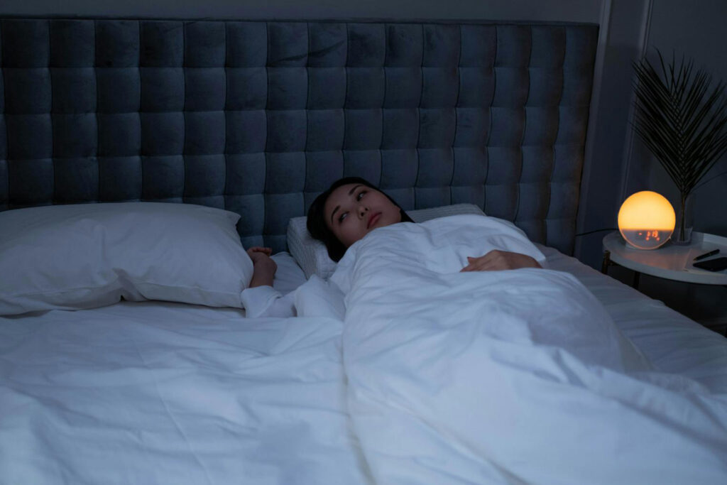 Wach um 3 Uhr morgens: Schlafexpertin verrät die Gründe