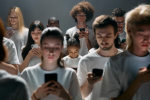 Bilder von Gewalt im Netz traumatisieren Jugendliche