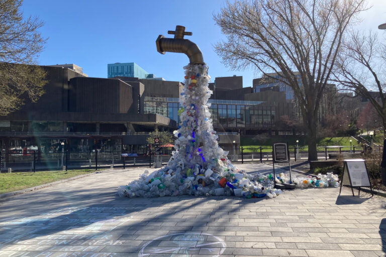 Plastic Credits im Check – Warum sie der Umwelt kaum helfen