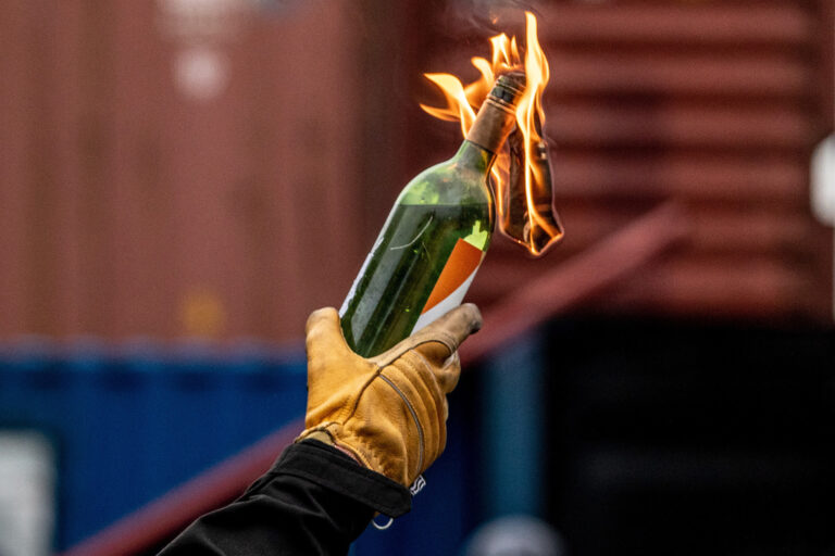 Scheiternde Prävention gegen auslandsbezogenen Extremismus