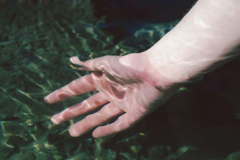 Studie: Verschrumpelte Finger folgen einem präzisem Muster