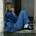 Erst Wutausbrüche, dann Depression: Warnzeichen bei Kindern