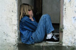 Erst Wutausbrüche, dann Depression: Warnzeichen bei Kindern