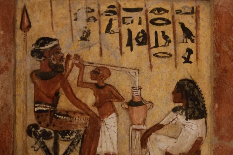 Alkohol hängt mit Aufstieg komplexer Gesellschaften zusammen