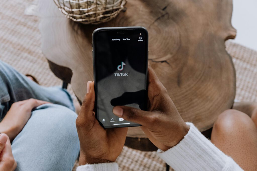 ADHS-Fehlinformationen auf TikTok gefährden junge Nutzer