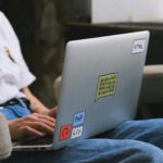 Uni-Abschluss bald wertlos? KI ersetzt Jobs für Berufseinsteiger