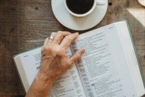 Ein Schlaganfall kann Lesen auf unerwartete Weise erschweren