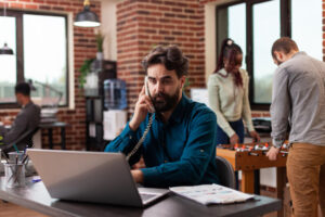 Multitasking erhöht das Risiko, auf Phishing-Mails hereinzufallen