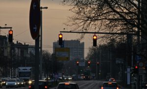 Forscher testen vierte Ampelfarbe für autonome Autos