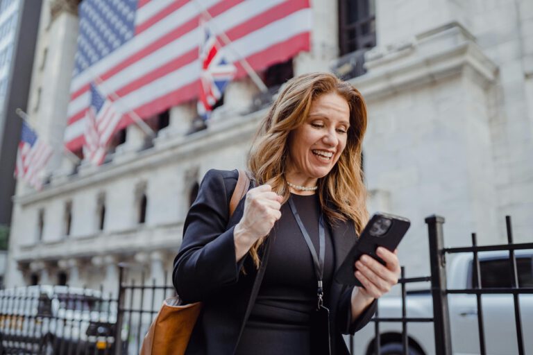 Je höher die Qualifikation, desto größer das Risiko: KI killt Bürojobs