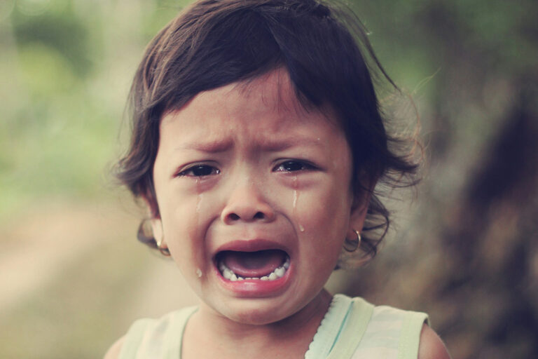 Wie Kinderbücher Schmerz und Geschlechterrollen prägen