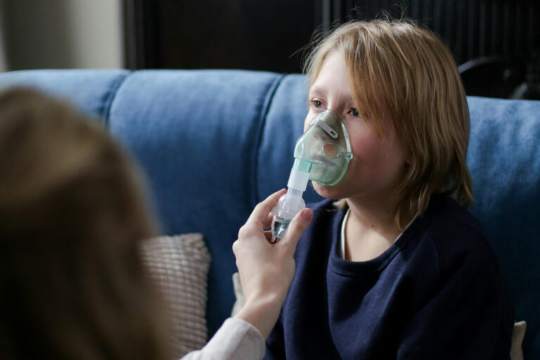 Neuer Asthma-Inhalator für Kinder reduziert Anfälle um 45 Prozent