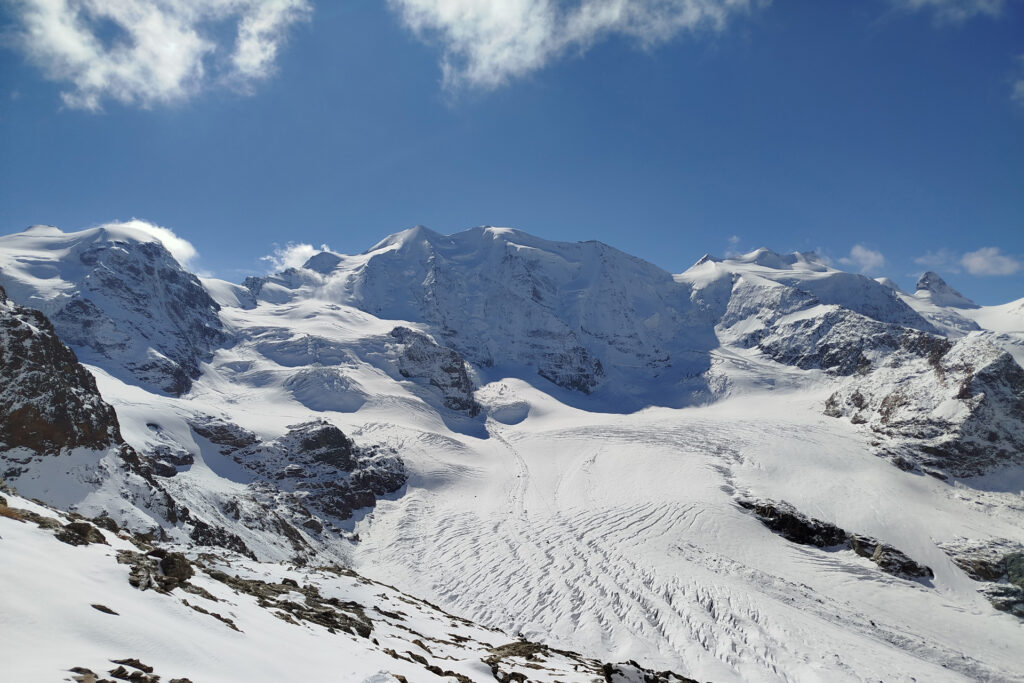 Lawinen retten Gletscher: Alpen-Eis bleibt dreimal länger