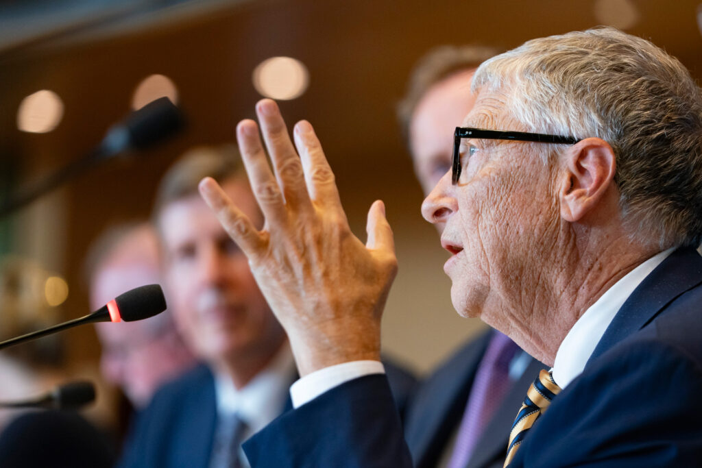 Gates für Kurswechsel im Klimaschutz: Mensch statt Temperatur