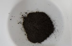 Der neu entwickelte Katalysator ermöglicht die Rückreaktion von Wasserstoff und Kohlendioxid – ein wichtiger Schritt zur CO₂-Umwandlung. © KIER