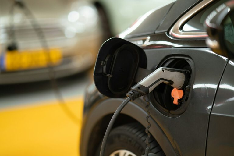 Elektroauto schlägt Verbrenner bei Emissionen früh