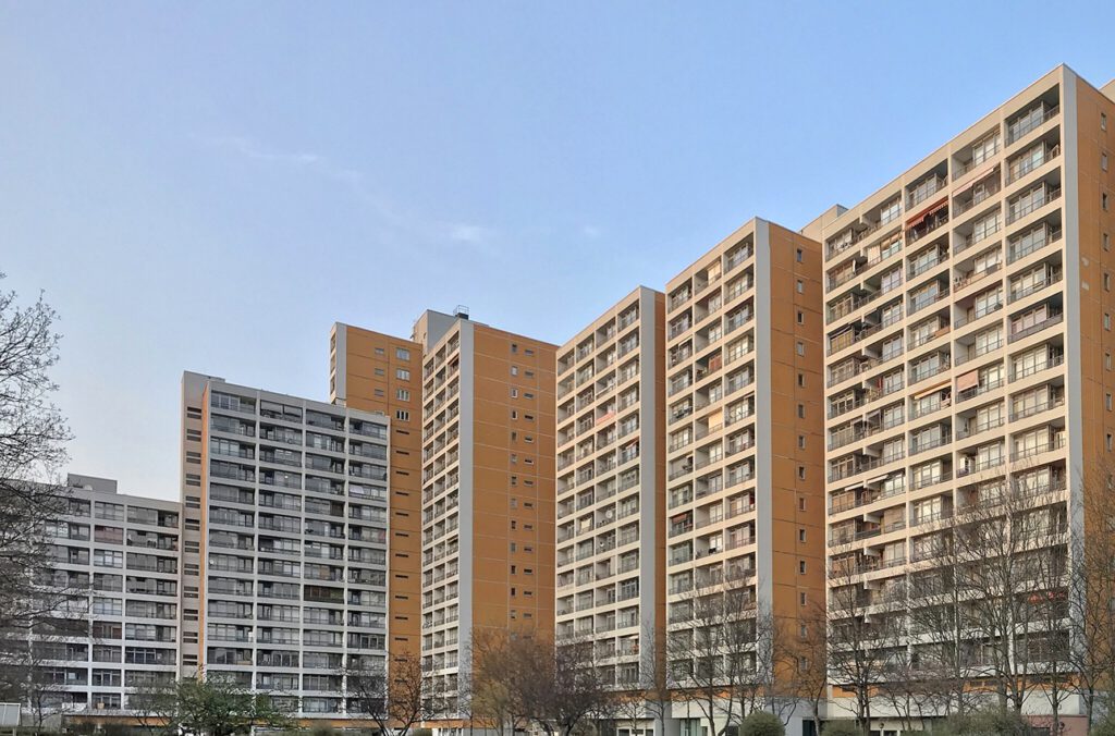 Ein Wohnungskomplex am Berliner Mehringplatz.