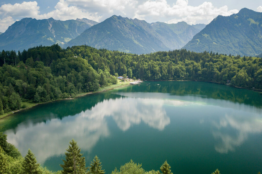 Blick auf den Freibergsee in Oberstdorf