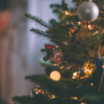 Weihnachtsbaum im Raum