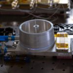 Ein EU-Projekt will CO₂ aus dem All messen. Ein Satellitenlaser soll Emissionen direkt erfassen und Klimaschutzmaßnahmen überprüfbar machen.