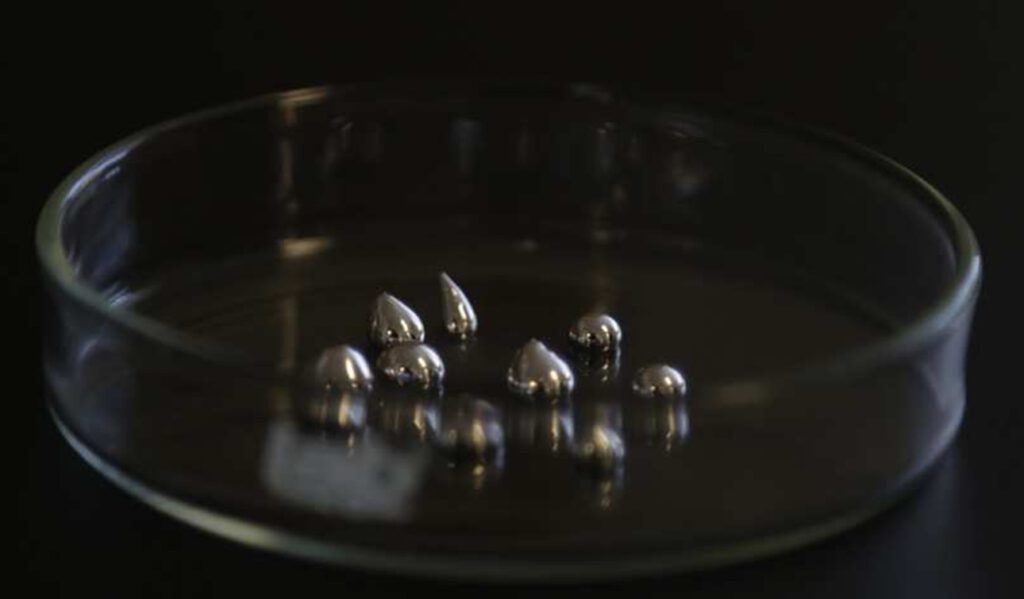 Eine Schale mit Gallium