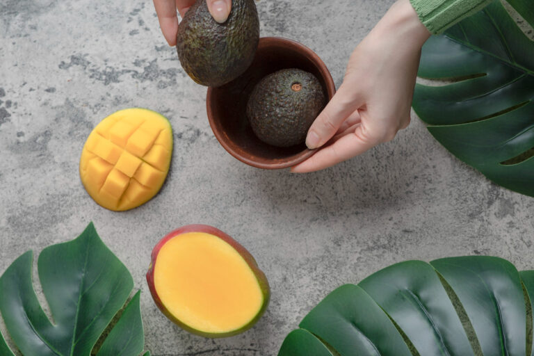 Mango und Avocado