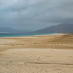 Ein Strand bei Cádiz in Andalusien: Südwesteuropa erlebte im April 2026 ungewöhnlich warme Tage.
