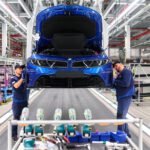 In der neuen Montage im Münchner Stammwerk bereitet BMW den Serienstart des BMW i3 vor, der im August 2026 anlaufen soll.
