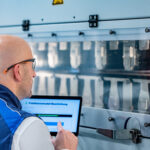 Im Projekt „Insight“ entwickeln die BMW Group und die Universität Zagreb KI-Modelle, die in der Batteriezellfertigung ganze Testreihen ersetzen und über 50 Prozent Aufwand sparen sollen. © BMW Group