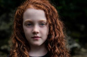 Aus Sicht der Evolution könnten rote Haare ein Vorteil gewesen sein – warum genau, ist bis heute offen.