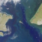 Die Beringstraße trennt Alaska und Russland nur auf rund 80 Kilometern. Laut der Studie könnte ein Damm dort die AMOC beeinflussen.