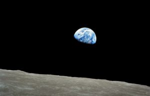Der Mond soll zur biologischen Schutzbarriere werden: Dort könnten Proben aus dem All sicher untersucht werden, bevor mögliche Mikroben die Erde erreichen.