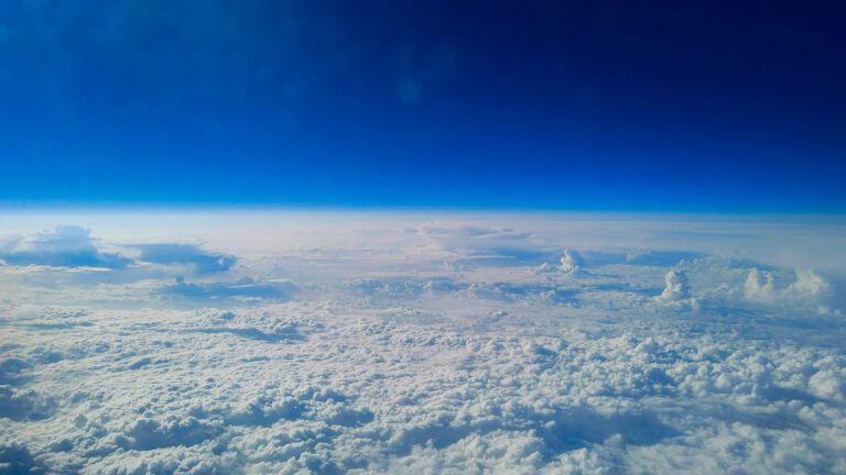 Satellitendaten könnten Teilchen im Strahlungsgürtel der Erde chaotischer erscheinen lassen, als sie sich tatsächlich bewegen.