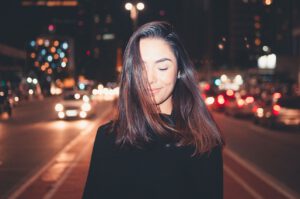 Ob jemand nachts besonders aktiv ist oder bestimmte Wohngegenden bevorzugt, hängt laut Studie auch mit genetisch geprägten Persönlichkeitsmerkmalen zusammen.