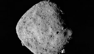 Asteroid Bennu aus nur 24 Kilometern Entfernung: Seine Oberfläche bewahrt Material aus der Frühzeit unseres Sonnensystems. © Nasa/Goddard/University of Arizona