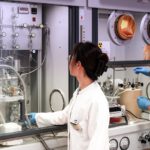 Im Tritiumlabor des HZDR in Leipzig testen Forscher, wie sich der seltene Fusionsbrennstoff aus Wasserstoffgemischen zurückgewinnen lässt. © Cornelius Fischer