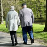 Im Alter werden Knochen oft brüchig – ein neuer Rezeptor könnte helfen, sie wieder stärker zu machen.