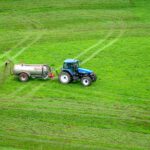 Düngemittel verändern Europas Vegetation deutlich und treiben laut Studie den Wandel vieler Landschaften stärker an als die Erwärmung. © Unsplash