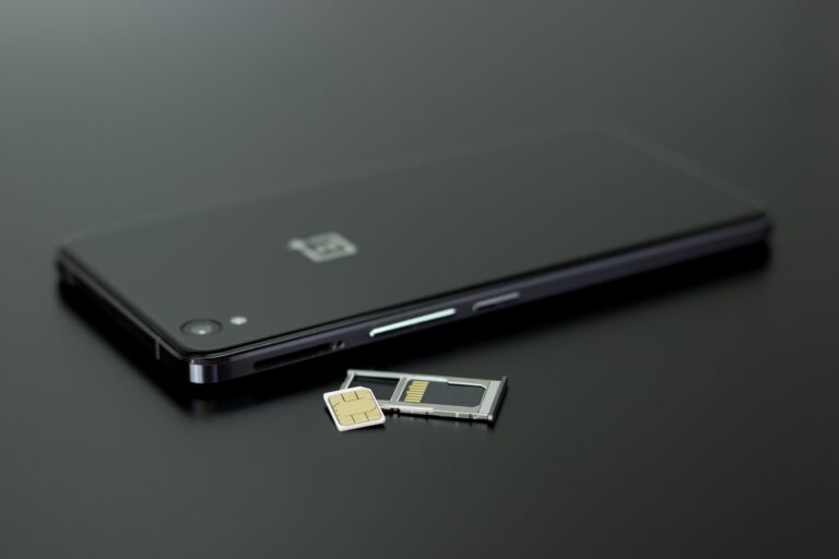 Eine manipulierte SIM kann ein Smartphone sogar dazu bringen, vom sichereren 4G-Netz auf das ältere 2G-Netz zu wechseln. © Pexels