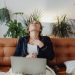 Weniger Fett, Zucker und Reizstoffe: In der Studie sprach das Ernährungs- und Lebensstilprogramm bei stillem Reflux häufiger an als mehrere Medikamententherapien.