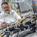 Das Southwest Research Institute hat einen verbesserten Wasserstoff-Verbrennungsmotor mit Fremdzündung entwickelt, der speziell für mittelschwere Nutzfahrzeuge ausgelegt ist. © SwRI
