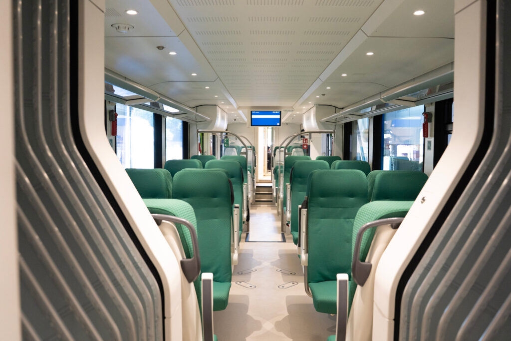 So sieht der neue Zug von innen aus. © Stadler