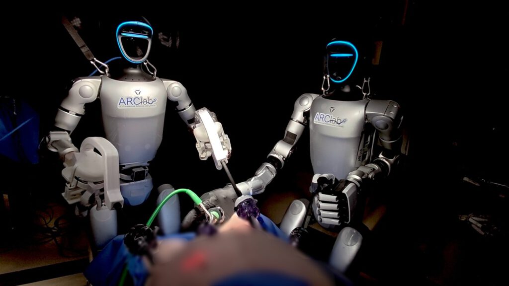 Humanoide Roboter im OP: Die Studie prüft erstmals systematisch, was die Technik bereits kann – und wo ihre Grenzen liegen.